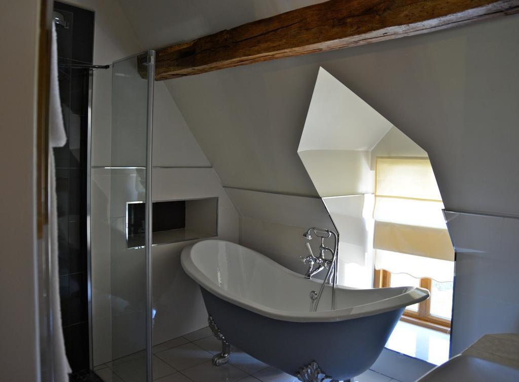 Hotel Les Deux Chevres Gevrey-Chambertin Room photo