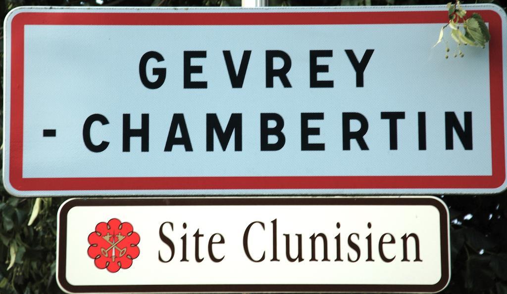 Hotel Les Deux Chevres Gevrey-Chambertin Exterior photo